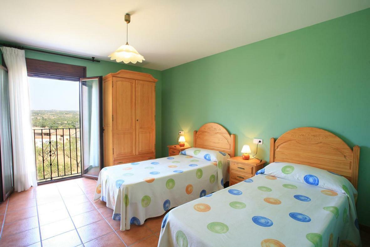 La Premsa Guest House Arnes Bagian luar foto